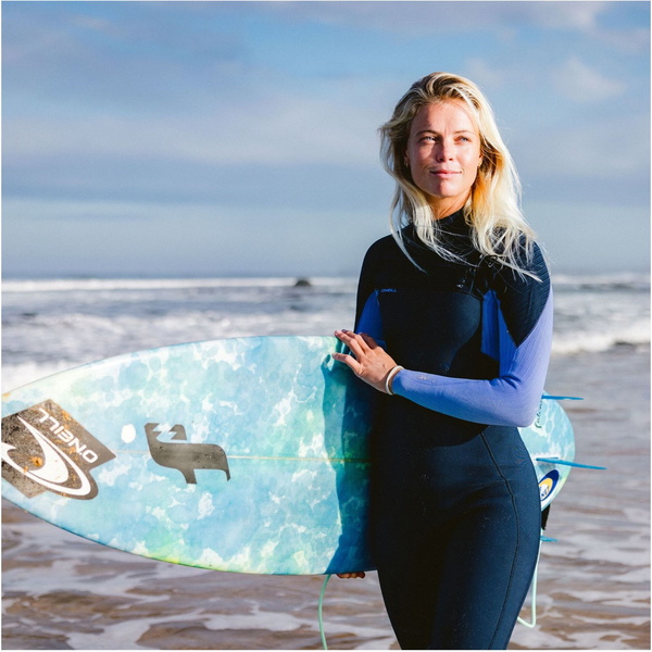 2025 O'Neill Femmes Hyperfreak+ 4/3mm Chest Zip Combinaison Néoprène 5349 - Carbon / Lilly